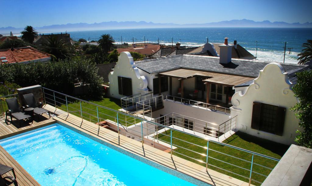 St James Homestead Guesthouse Kalk Bay Bagian luar foto